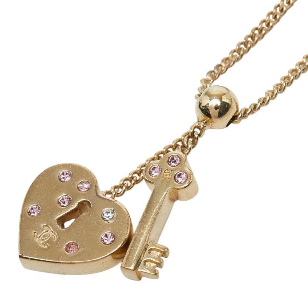 Chanel Coco Mark Heart Key Necklace